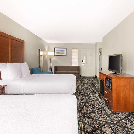 Best Western Near Lackland Afb Seaworld San Antonio Luaran gambar