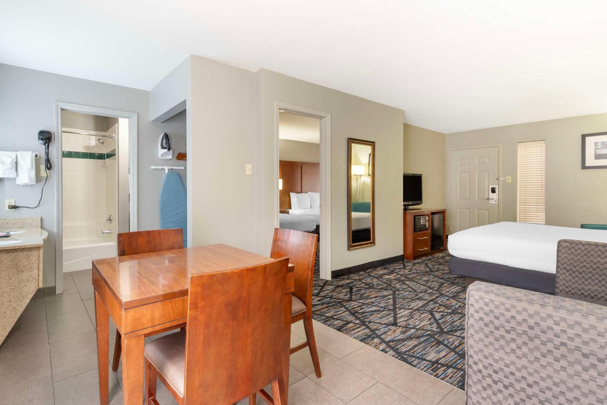Best Western Near Lackland Afb Seaworld San Antonio Luaran gambar