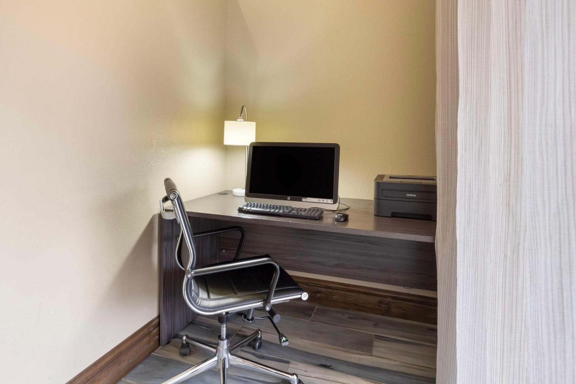 Best Western Near Lackland Afb Seaworld San Antonio Luaran gambar