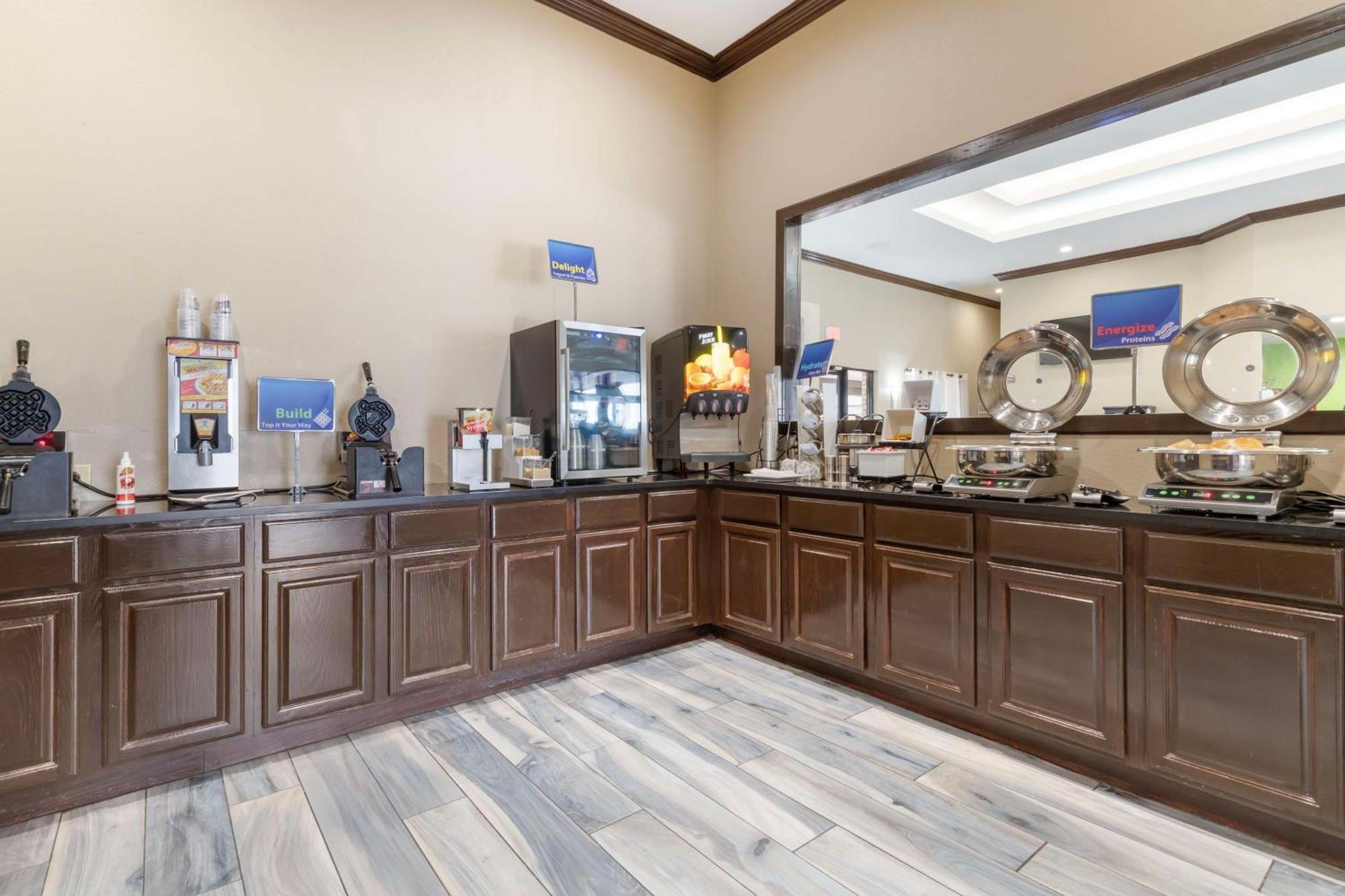 Best Western Near Lackland Afb Seaworld San Antonio Luaran gambar